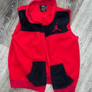 Fleece Red Black Jordan Vest size 4T zipper pockets